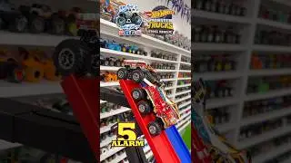 MonsterJam #Игрушка #МонстрТрак #Гонки #1071 #HotWheels BigRig 5 Alarm 🆚 TigerShark WILD Battle