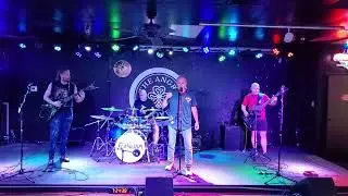 FlashJam; Fall To Pieces; Velvet Revolver; Performed By Fragile Grip