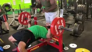 Powerlifter does bodybuilder training S1E9
