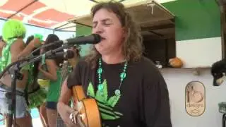 Kurt Schindler Performs 