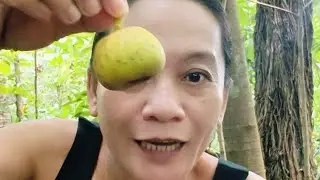 Let's try our Philippine Fig #tsikadorangilongga #figfruit #buhaybukid 