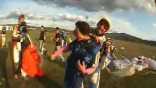 È morto Pietro Taricone, incidente col paracadute a Terni