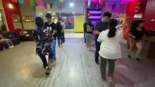 #Bailando en las #Clasesdebaile de #SalsaOn1 en #Salsaalgusto ✨💃🕺✨