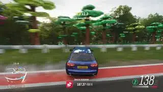 Pilotando no Forza H4