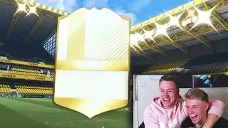 MY GREATEST EVER PACK!! 😱 - LEGEND IN A FIFA 17 PACK OPENING!! #LEGEND #OTW #FIFA17