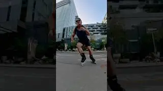 The chill & intensity of blading. #inlineskating #rollerblading #cityskating #flowskating #patinar
