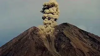 Live kawah gunung semeru hari ini 24 desember 2025
