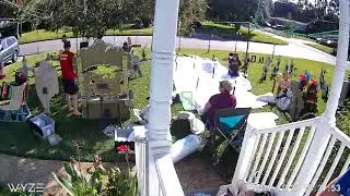 time lapse - The Hollo family Christmas yard setup 2019