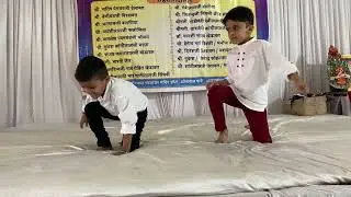 Vihaan & Kathans performance # Nanhe munhe bacche.