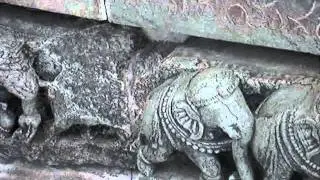 SCULPTURE ON HOYASALESWRA TEMPLE .row of elephants.