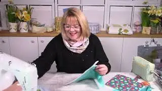 Sew a small bag - Jacey - Lizzy Curtis