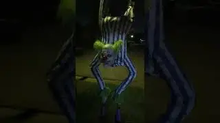 Lowe's Handstand Clown Animatronic soundbite #halloween #animatronics #clown