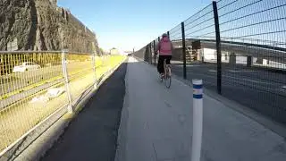 Stolpslalom mellan b&aring;tterminalerna p&aring; Stadsg&aring;rden.