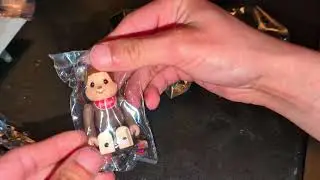 Unboxing 3 cases of Series 50 Bearbricks and getting a Chase!