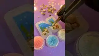 Make a Stunning Ocean 🫧 Inspired Resin Keychain 🌊🐚 Letter &lsquo;N&rsquo; with Seashells!