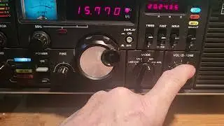 Yaesu FRG-7000 Listening to WRMI in Florida from Wales Update