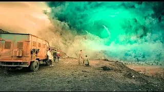 Future Se Aaya Aadmi | Time Travel Movie Explained in Hindi | The Visitor from the Future (2022)