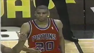 Allan Houston Pistons 21pts (9/14 FG) vs Bulls (1996)