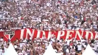 Torcida Independente fazendo a festa no Pacaembu