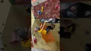Pushing Hard 😬😬 V6 Cave Boulder!!