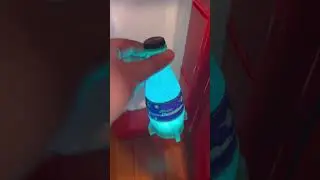 Fallout&rsquo;s Nuka cola Mini Fridge with Quantum inside!