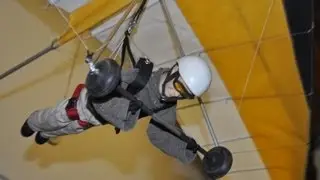 1:5 Scale RC Hang Glider Pilot Tow Dolly Take Off