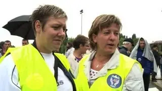 PSA: des ouvriers veulent rencontrer François Hollande