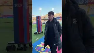 B&aacute;ilalo Rocky 🕺 #fcbarcelona #football #shorts