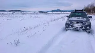 Sníh mimo cesty, to nás baví 