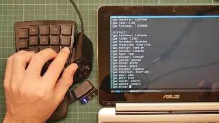 Hjalfi chords a keyboard with a Razer Nostromo