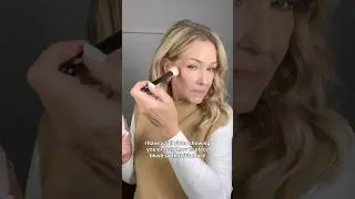 Перестаньте наносить румяна, как в 20 лет! 😅 Узнайте, как лучше всего наносить румяна для зрелой ...