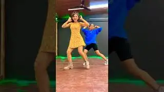 #Kanika Mann with Friend 🔥🔥 hot dance💃💃#trending #youtubeshorts 🥰💕❤️💃