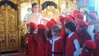 🔔🎄🌟VIN COLINDATORII😇INGERI MARI👼INGERI MICI🎶INTR-O BISERICA MICA⛪INTR-UN SAT MIC, CREDINTA E MARE🙏