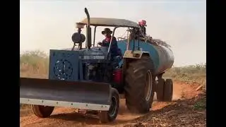 รถไถฟอร์ด2ไปช่วยกันพุ่นยาไร่อ้อยครับ Ford6610 Ford6600
