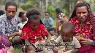 Hangat Kebersamaan TNI bersama warga Kampung Tima