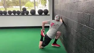 Mob - Wall .5K Hip Flexor w/ Rotation