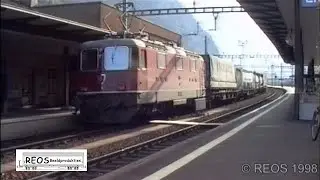 1998 [SDw] 1/5 CLASSIC Bahnhof Erstfeld - BEST classic Erstfeld Station action on YouTube!