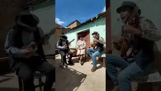 Lautaro Toscanodoña Plácida Alandia y Daniel Villavicencio YERBAS DEL OLVIDO