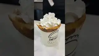 THIS IS NOT A DRILL!!! 🔥 The Internet-famous Marshmallow Cloud hot chocolate is finally in Vegas!