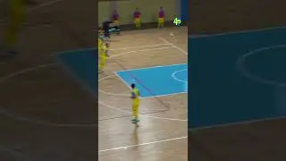 Menini inventa 🪄 Ventrella spacca la porta 💣  #futsal #wearefutsal