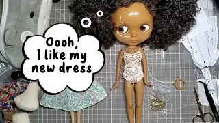 Unboxing a Badly Packaged Blythe