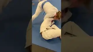 Blue belt Vs White belt, Hard Rolling!🤟🏻🥋 #bjj