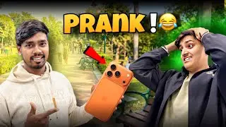 iphone prank in public/Big money prank /prank in hindi /funny video #like #subscribe # funny video