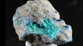 Dioptase with Kinoite and Apophyllite, Christmas Mine, Banner Mining District, Gila County, Arizona