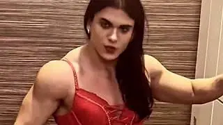 &ldquo;This Woman Has She-Hulk Muscles 😳 | FBB Legend&rdquo;