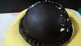 2nd part...PINATA CAKE...Yesterday's chocolate truffle cake is inside this Pinata shell.