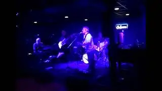 GOODBYE BLUE-The Renovators live @ Cadenza