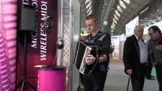 Auf der Autobahn (LIMEX midische) Frankfurt Musikmesse 2012 Mario H.