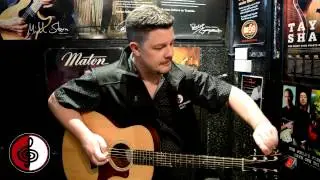 How to tune a guitar with a chromatic tuner