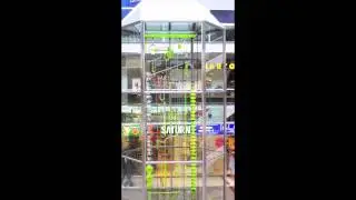 Europa Center, Berlin - The Clock of Flowing Time
